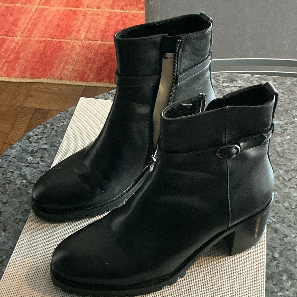 Black Charles Kammer (Paris)boots. Size 40 European
